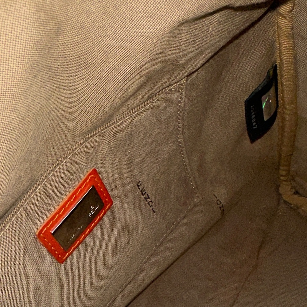 Fendi Sequin-Embellished Zucchino Boston Bag - Picture 16 of 16